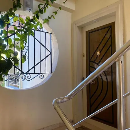 Lovely Sea View 2br 아파트 알란야